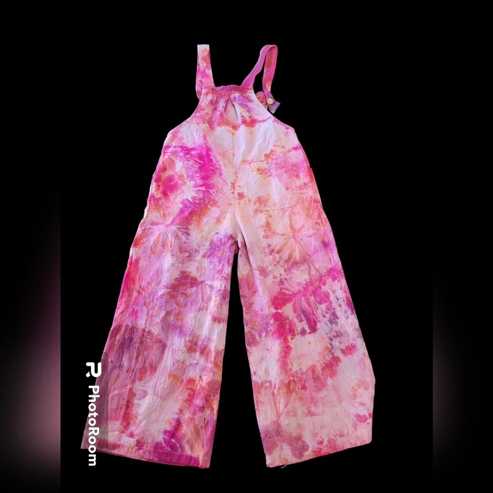 Ash And Dye size small